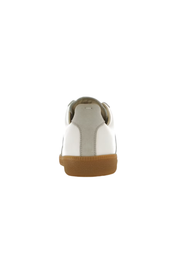 Gat Sneakers