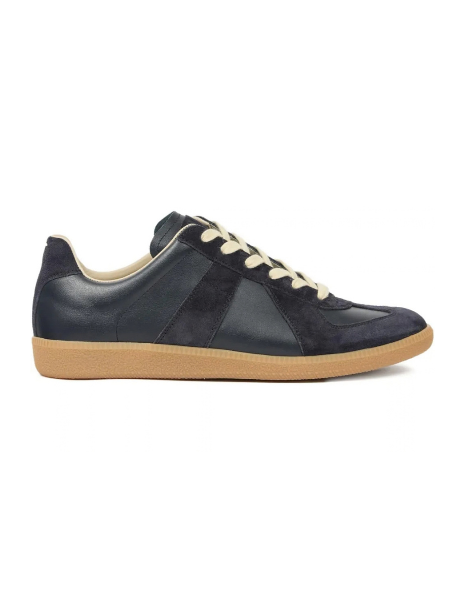 Gat Sneakers