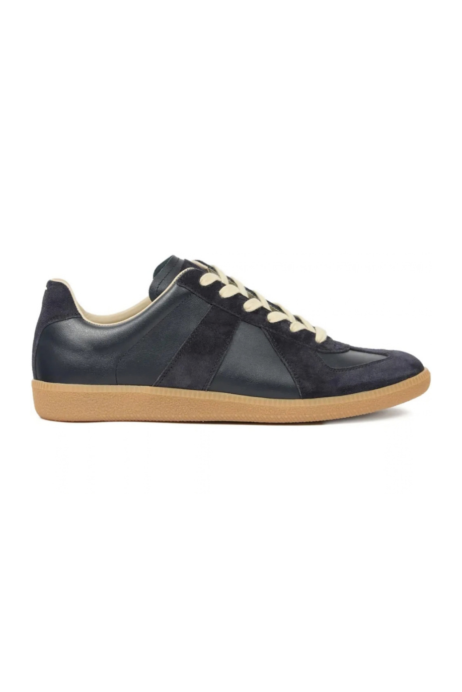 Gat Sneakers