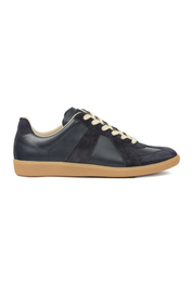 Gat Sneakers
